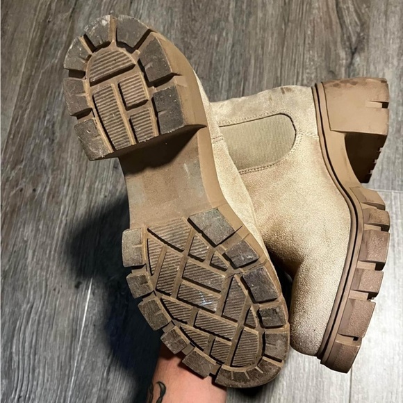 soda brand chelsea boots size 7 - Picture 3 of 3